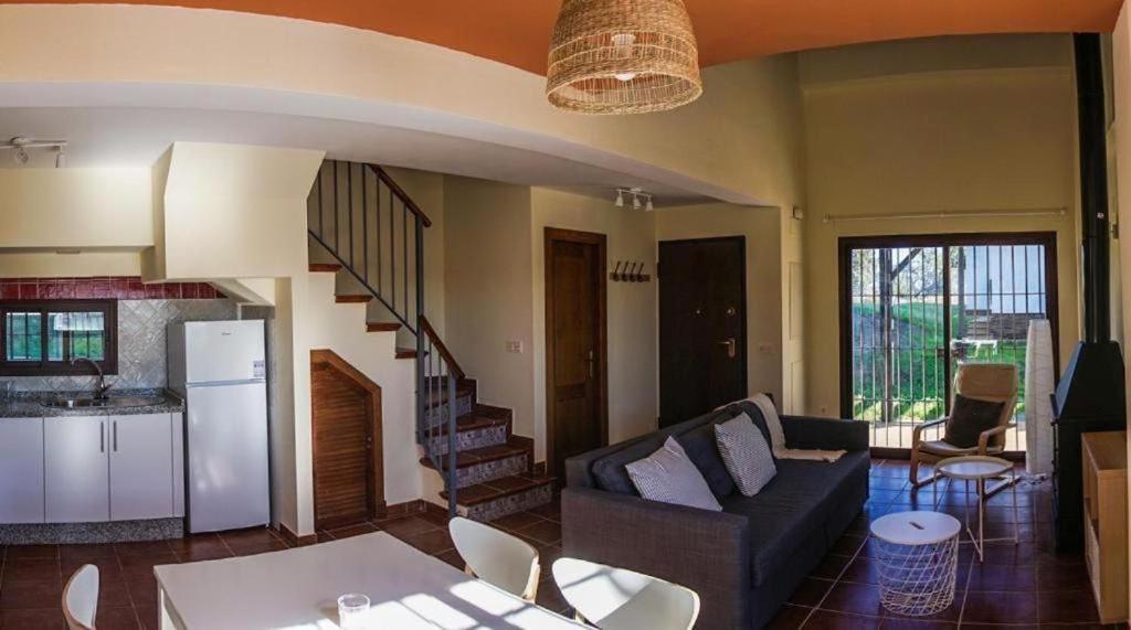 El Olmo Apartment *